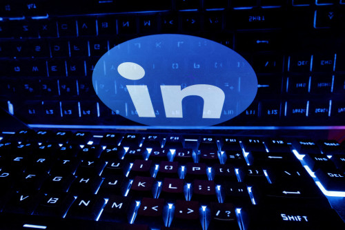 LinkedIn lawsuit over use of customer data for AI models is dismissed